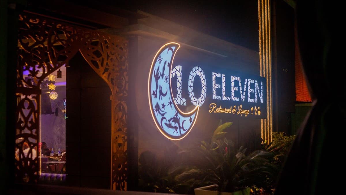 10 Eleven Restaurant & Lounge