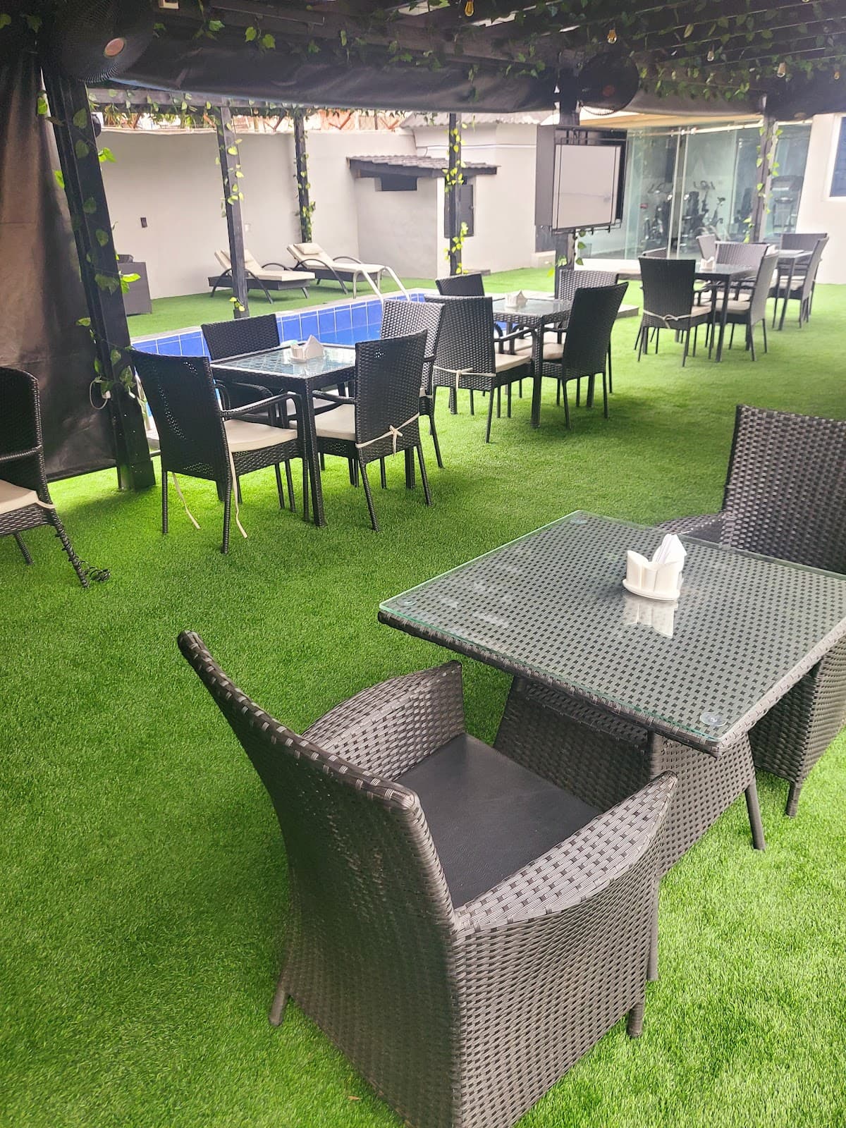 Cora Shortlet, Lounge and Restaurant