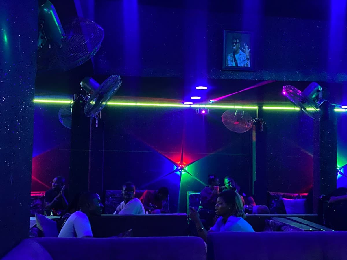 Lilo's Lounge and Bar