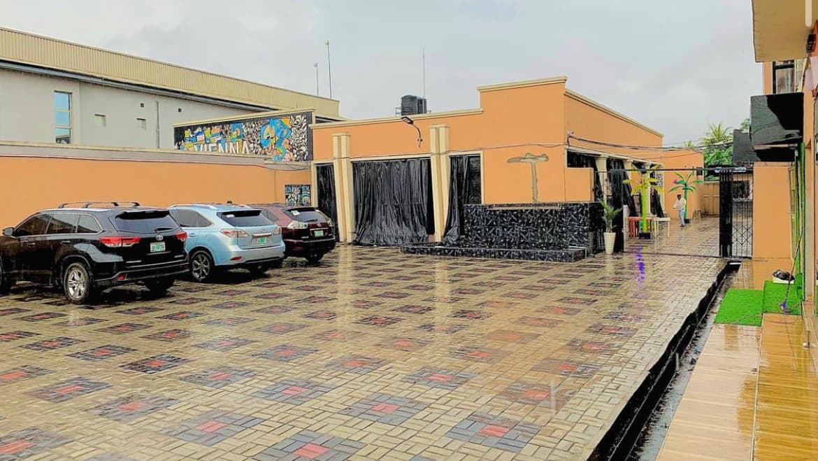 Vienna City Lounge and Bar